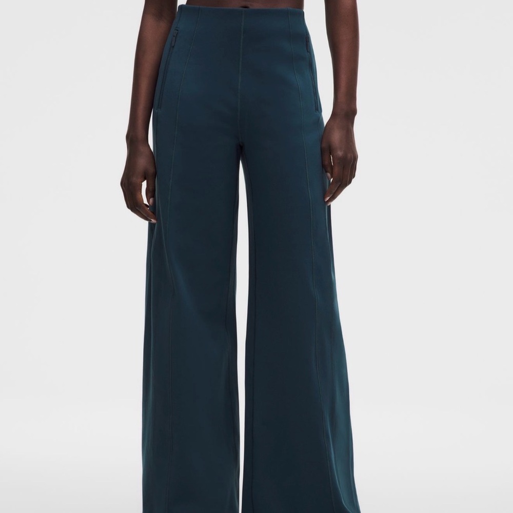 New lululemon athletica define Wide Leg Pants